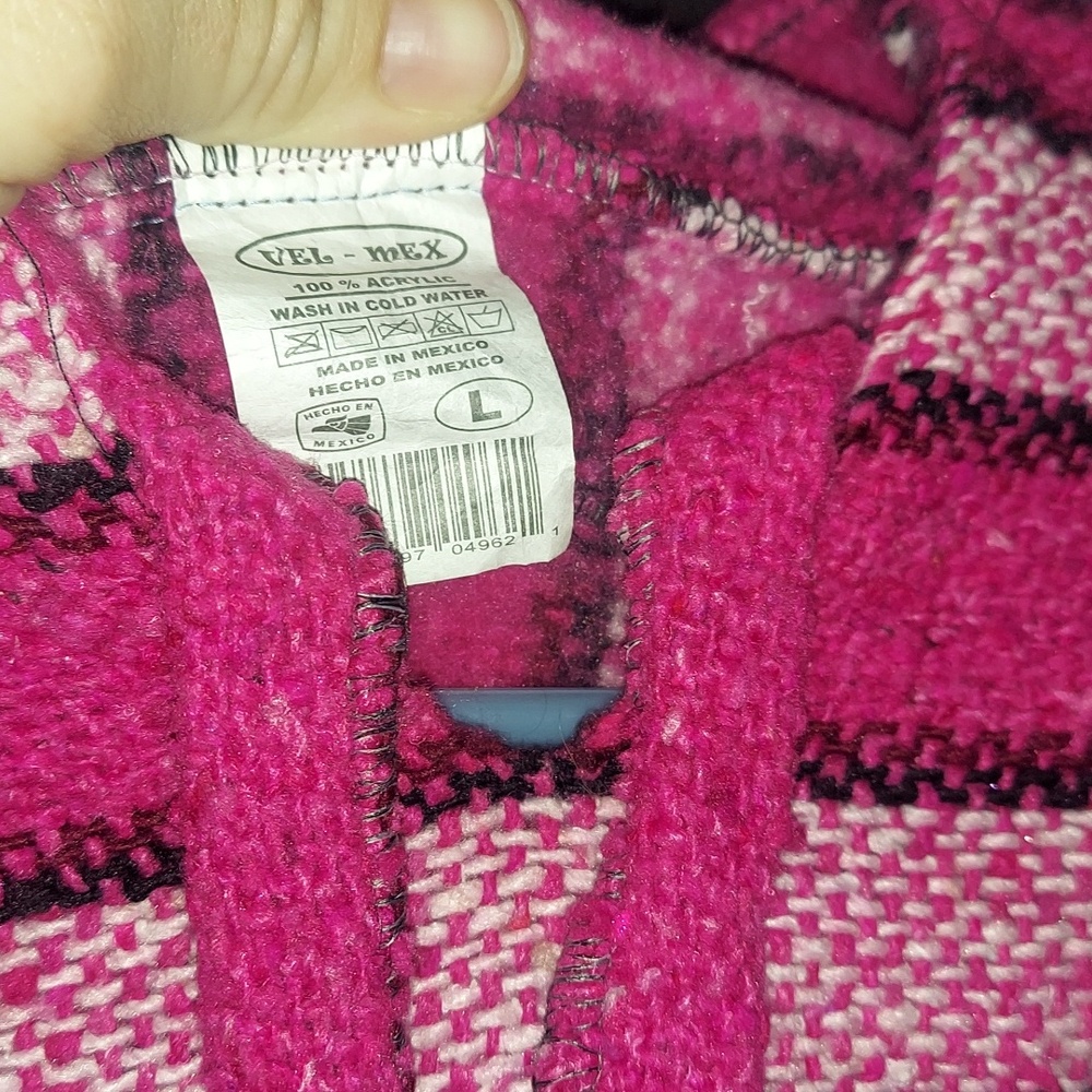 Sweater - Picture 3 of 3